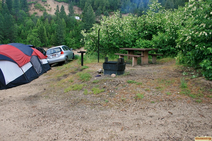 This is a typical campsite in Castle Creek Campground on Anderson Ranch Reservoir.