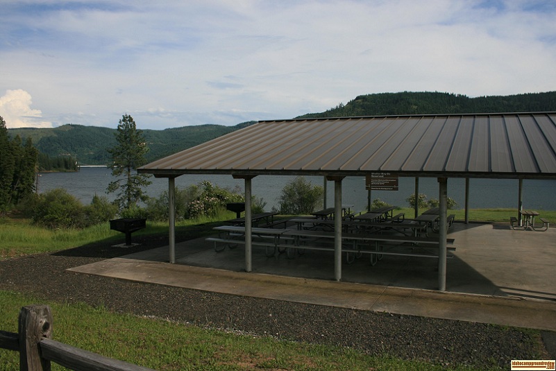Dent Acres Recreation Sites group shelter and barbeque grill.