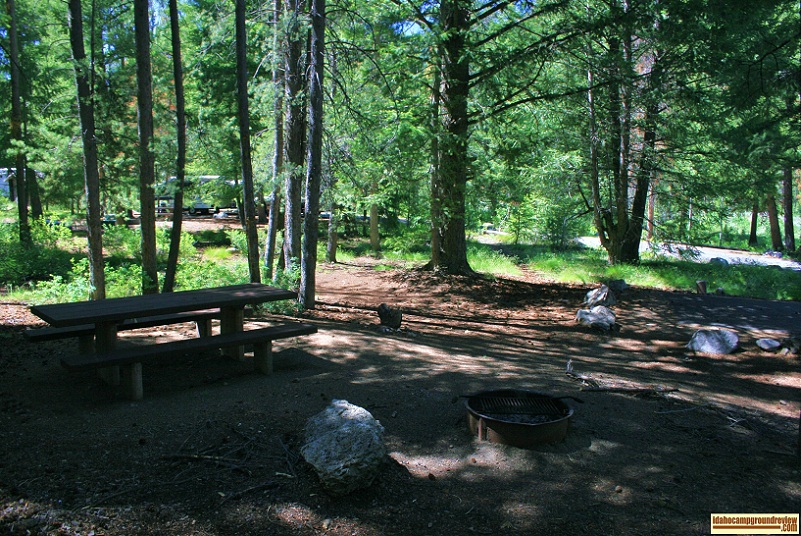 An RV camping site in Wood River Campground.