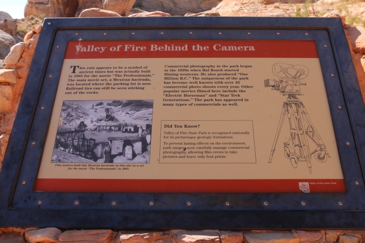A guide to Valley of Fire State Park in Nevada.