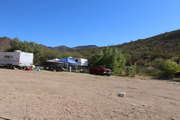 Camping in Upper Burnt Corral Recreation Site on Apache Reservoir-Arizona