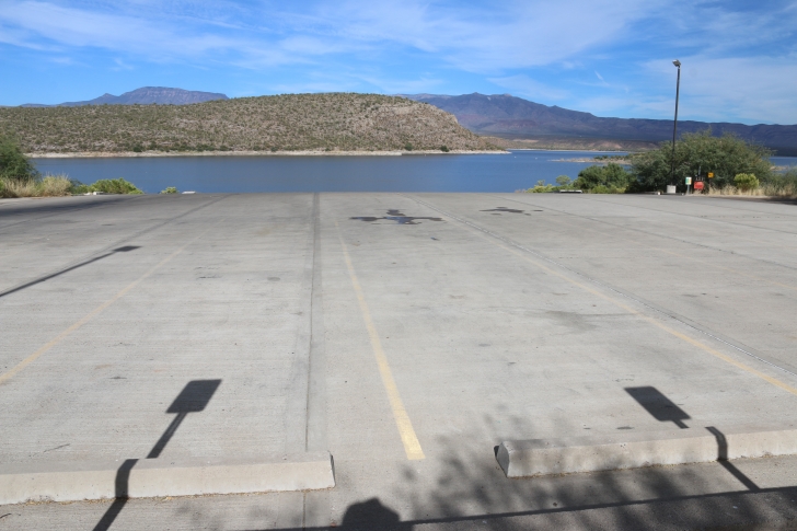 Camping in Windy Hill Recreation Site on Roosevelt Lake-Arizona