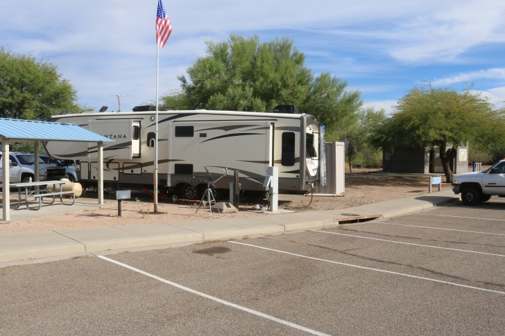 Camping in Windy Hill Recreation Site on Roosevelt Lake-Arizona