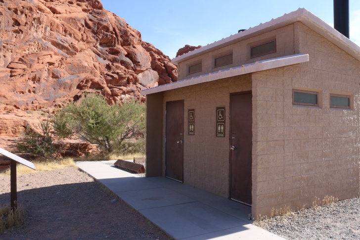 Camping in Arch Rock Campground part of Valley of Fire State Park - Nevada.