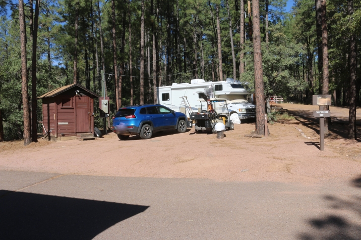 A guide to camping at Ponderosa Campground in Arizona.