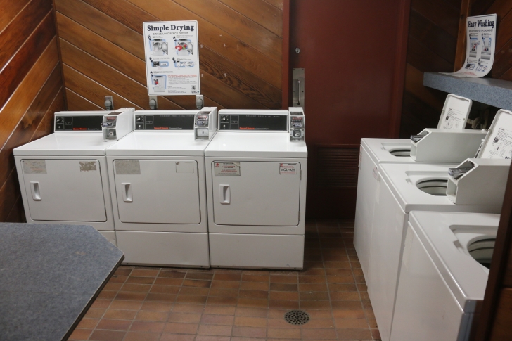 Camping at Eugene T Mahoney State Park in Nebraska