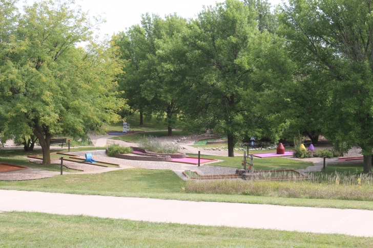 Camping at Eugene T Mahoney State Park in Nebraska
