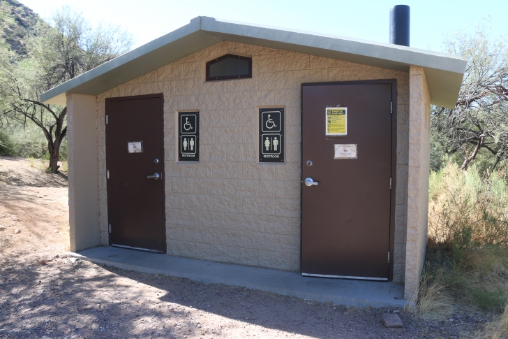 Camping in Lower Burnt Corral Recreation Site - Arizona