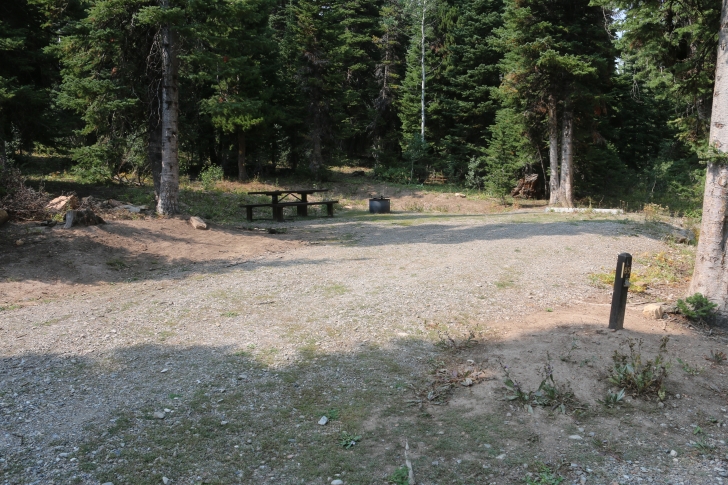 A Guide to Camping in Thompson Flat Campground Near Mount Harrison