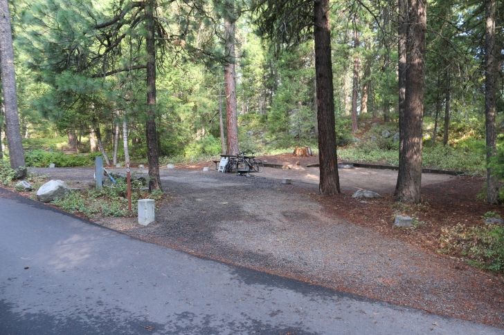 A guide to camping at Ponderosa State Park in Idaho