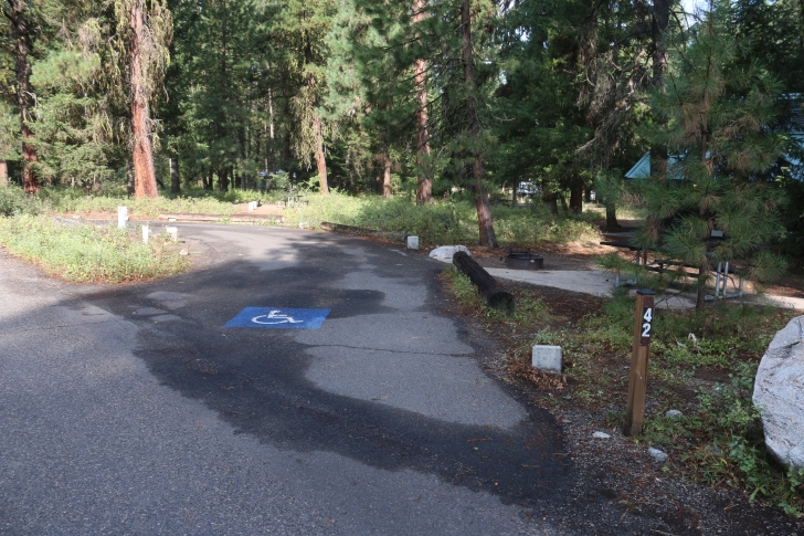 A guide to camping at Ponderosa State Park in Idaho