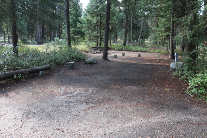 A guide to camping at Ponderosa State Park in Idaho