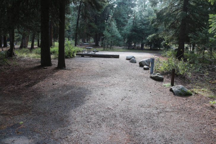 A guide to camping at Ponderosa State Park in Idaho