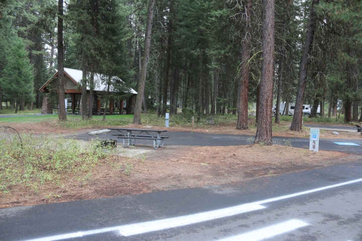 A guide to camping at Ponderosa State Park in Idaho