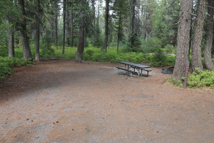 A guide to camping at Ponderosa State Park in Idaho