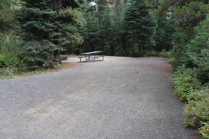 A guide to camping at Ponderosa State Park in Idaho