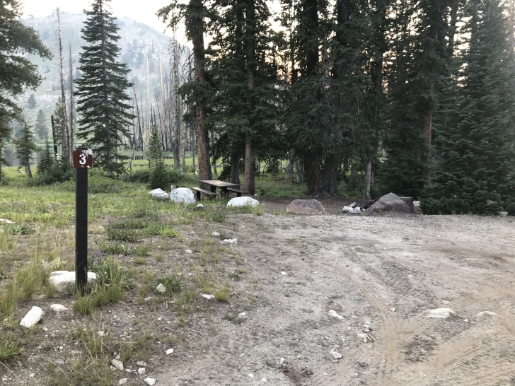 A guide to camping at Little Roaring River Lake Campground Idaho