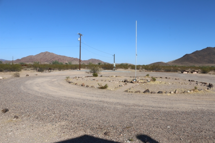 Camping at Painted Rock Campground and Petroglyph site.