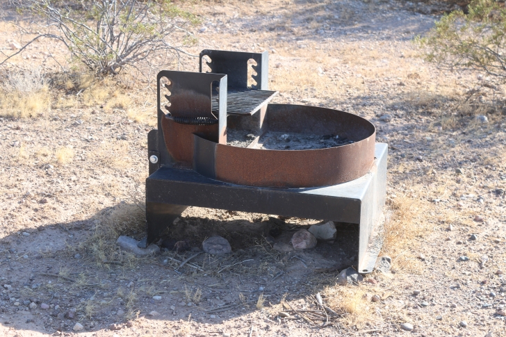 Camping at Painted Rock Campground and Petroglyph site.