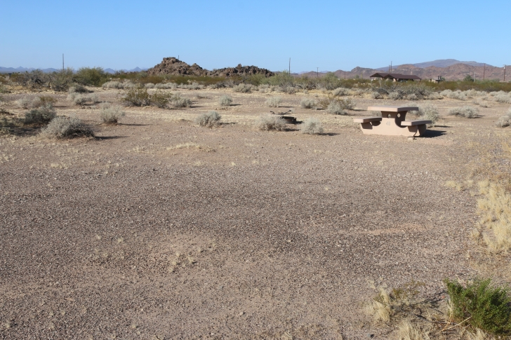 Camping at Painted Rock Campground and Petroglyph site.