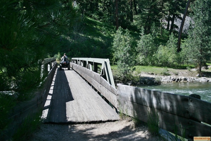 There is a footbridge at Abbot Campgound to access the other side of the river.