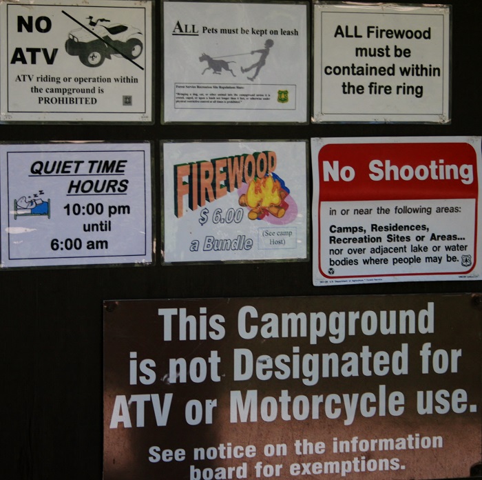 A picture of the signs at Alpine Campground on Palisades Reservior in eastern Idaho.