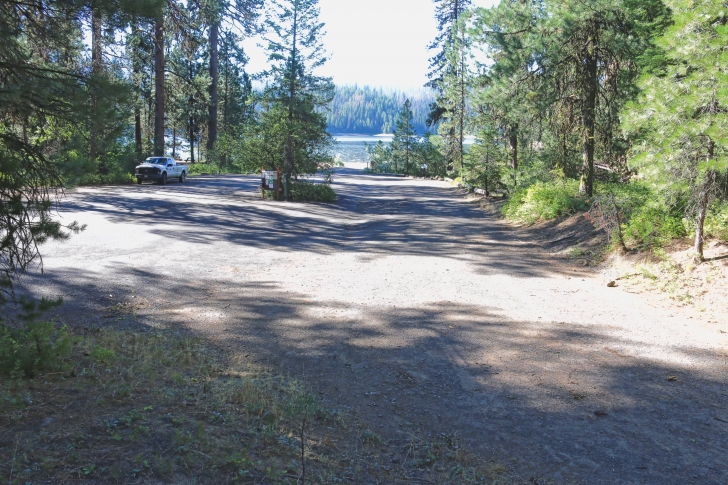 Camping in Antelope campground on Sagehen Reservoir.