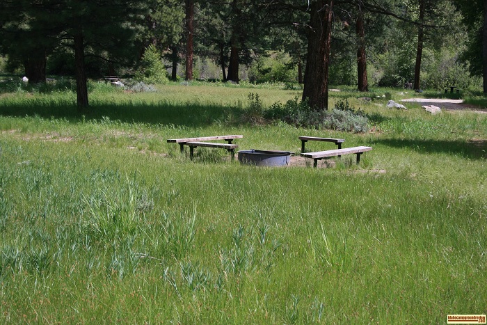 There is a nice central fire pit in Site 100.