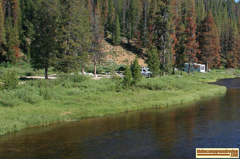 There is some primitive free camping on the west bank of Bear Valley Creek near Bear Valley Campground.