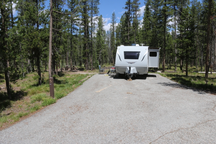 Camping at Bench Creek Campground near the Sawtooth Mountains