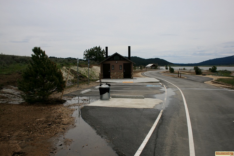 The vault style outhouse in Big Sage campground.