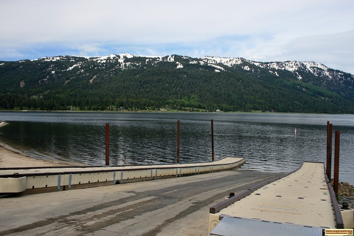 The ramp and handling docks at Boulder Creek.