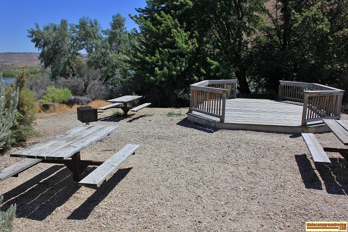 Group site 1 at Celebration Park Campground.
