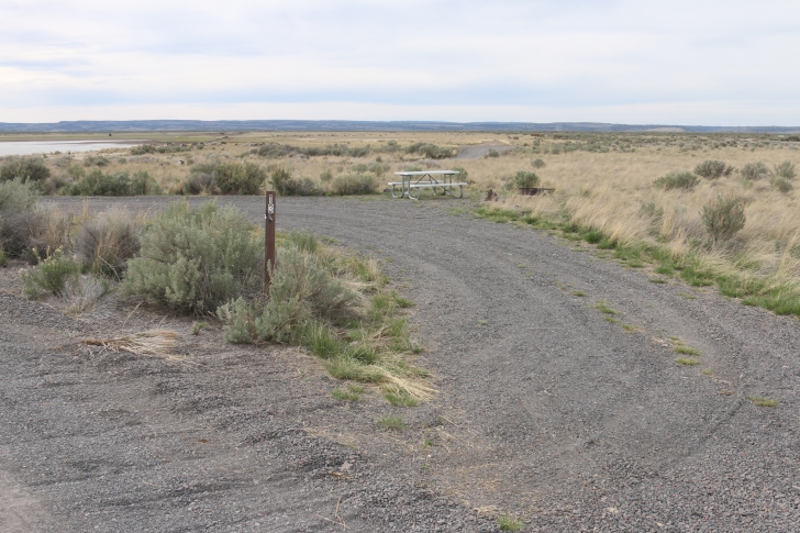 A guide to camping at Chickahominy Recreation Site - Oregon