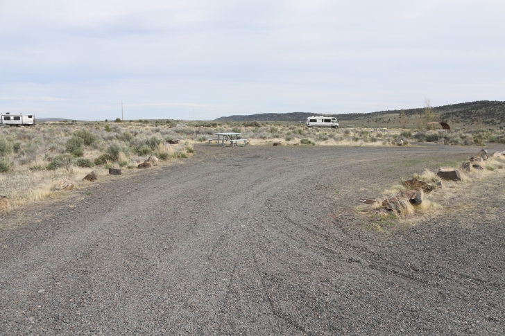 A guide to camping at Chickahominy Recreation Site - Oregon