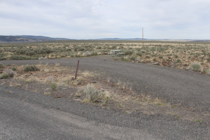 A guide to camping at Chickahominy Recreation Site - Oregon