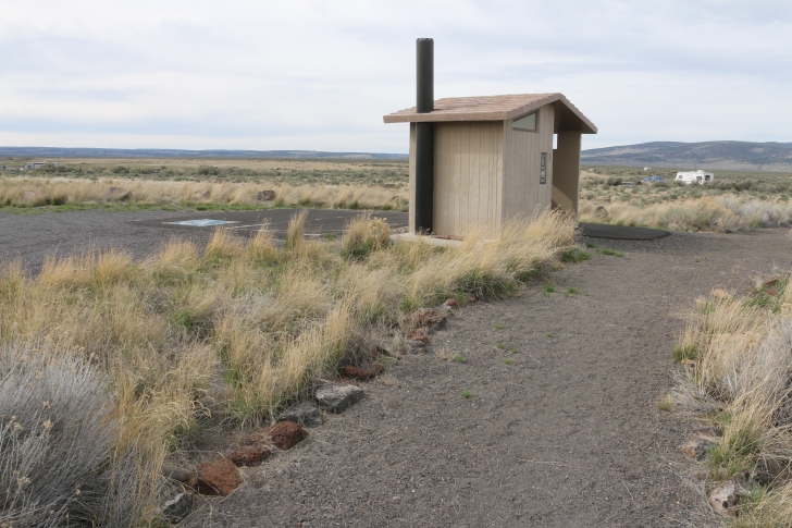 A guide to camping at Chickahominy Recreation Site - Oregon