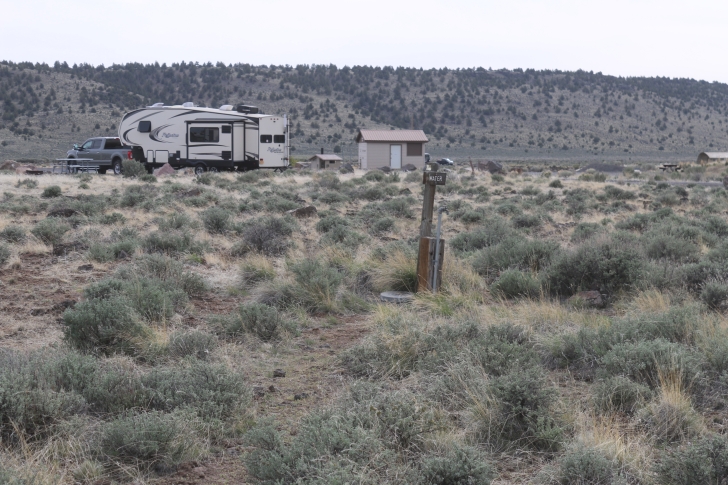 A guide to camping at Chickahominy Recreation Site - Oregon