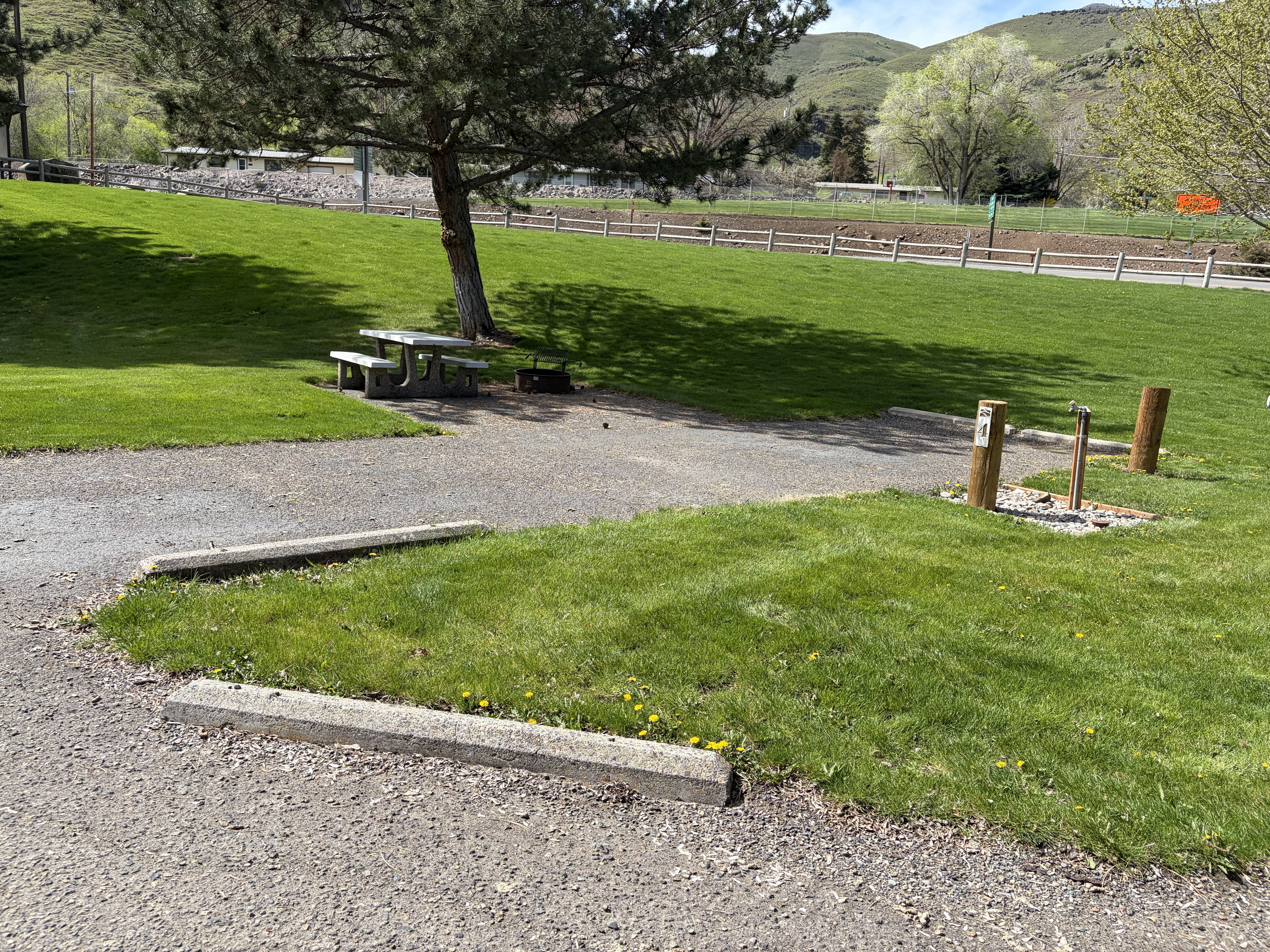 Copperfield Park Campsites