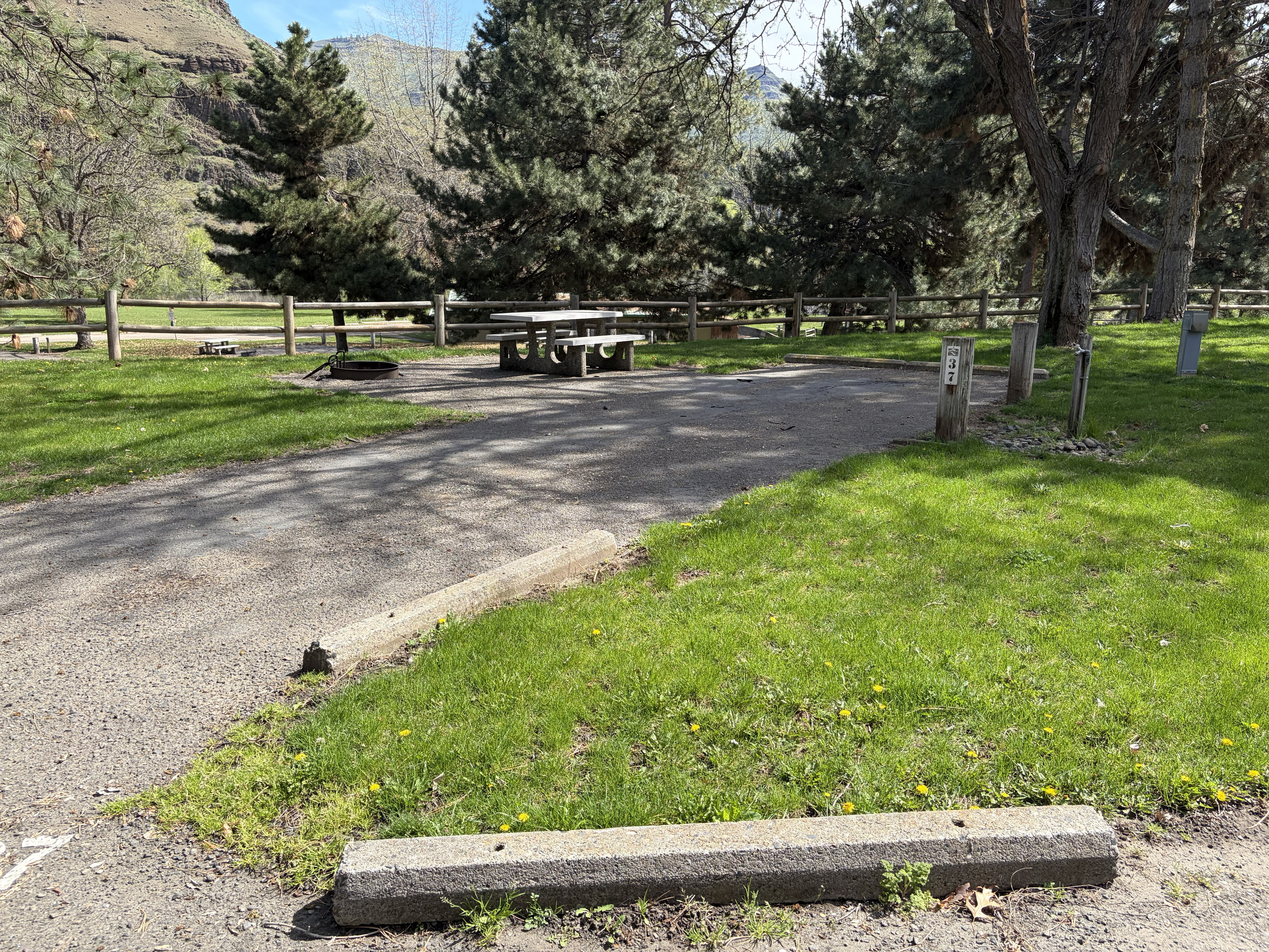 Copperfield Park Campsites