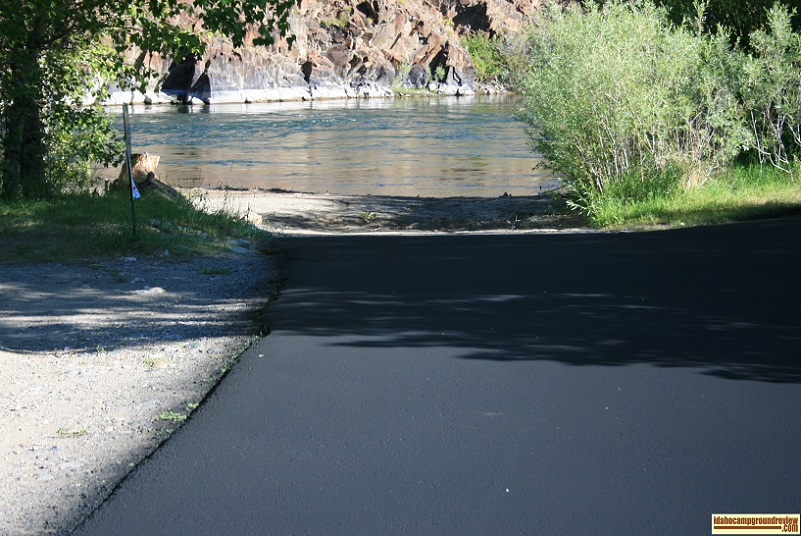 This is a view of the boat access for the Salmon River in Cottonwood Recreation Site.