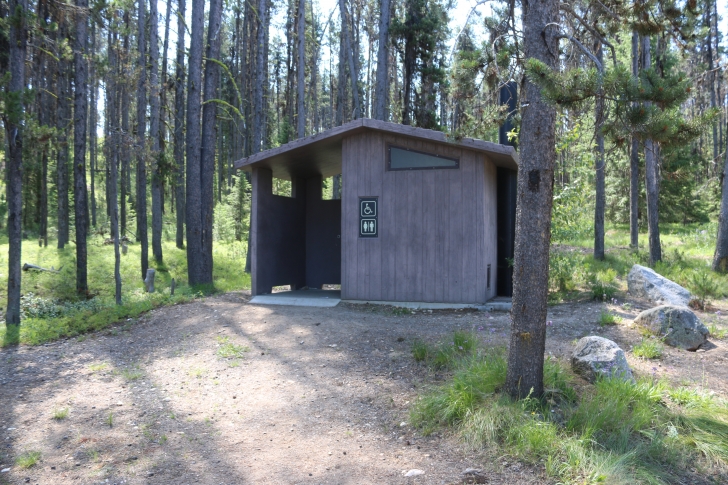 Camping at Cozy Cove Campground on Deadwood Reservoir