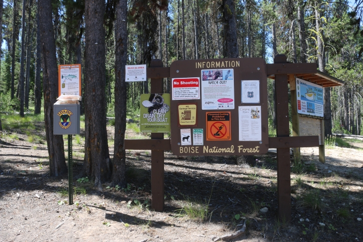 Camping at Cozy Cove Campground on Deadwood Reservoir