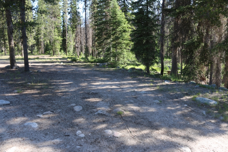 Camping at Deer Flat Campground in Idaho