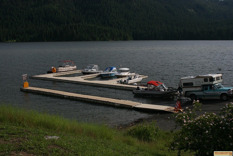 Dent Acres Recreation Site boat ramp and docks