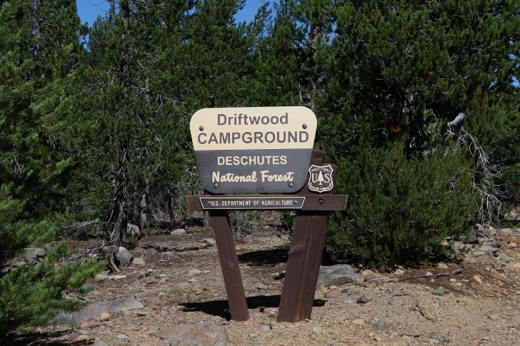 This ia a picture of the sign at the entrance to Oregons Driftwood Campground.