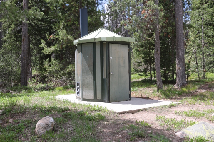 picture of outhouse in edna creek campground