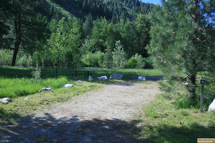 Elks Flat Campground Review, campsite 19
