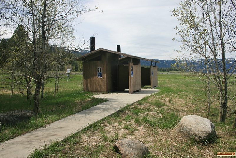 French Creek Campground on Cascade Lake.