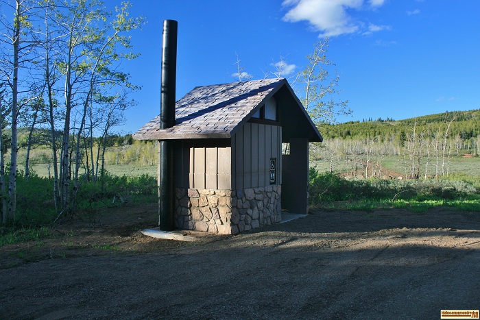 There are two vault style outhouses in FS Flats Campground.